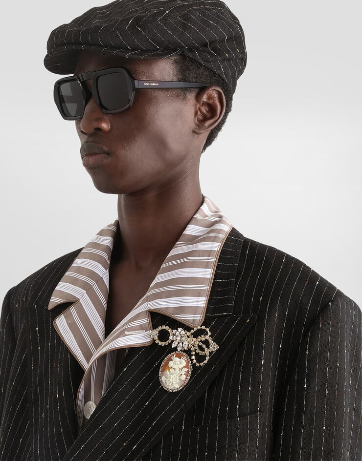 Dolce & Gabbana Oval cameo brooch Gold WPS3C4W1111