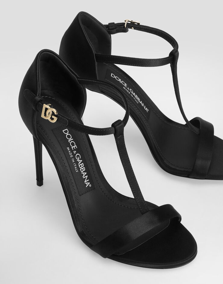 111 Dolce & Gabbana   