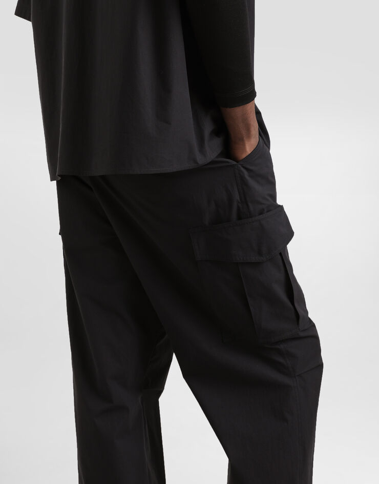 Dolce & Gabbana Cargohose aus Baumwolle Schwarz GP0L1TFUEFJ