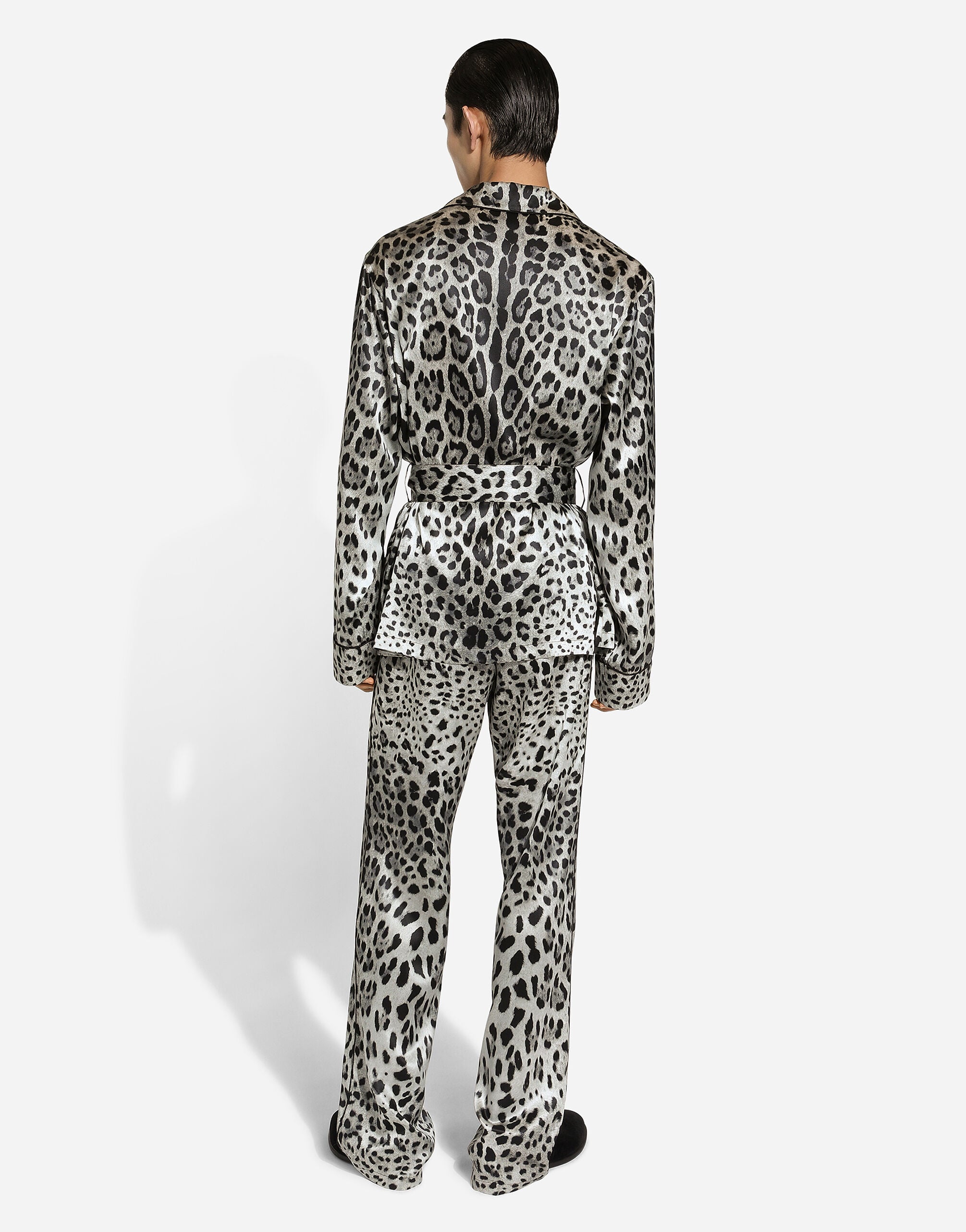 シルク・リネン混 DOLCE&GABBANA セットアップ ヒョウ柄 38 Leopard-print satin robe in Print for Men | Dolce&Gabbana® US