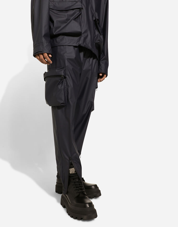 Dolce & Gabbana Jogging pants with large pockets and tag Blue GP01RTFUM7U