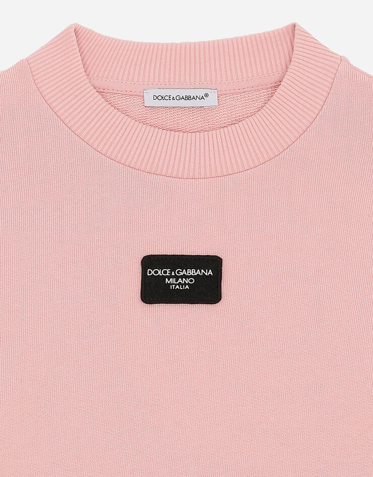 Dolce & Gabbana سويت شيرت جيرسي ببطاقة شعار وردي L5JWARG7M4V