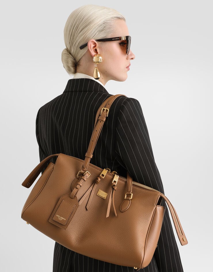 Dolce & Gabbana Borsa a mano Vittoria media in pelle di vitello Dolce & Gabbana Borsa a mano Vittoria media in pelle di vitello Marrone BB7844A0841