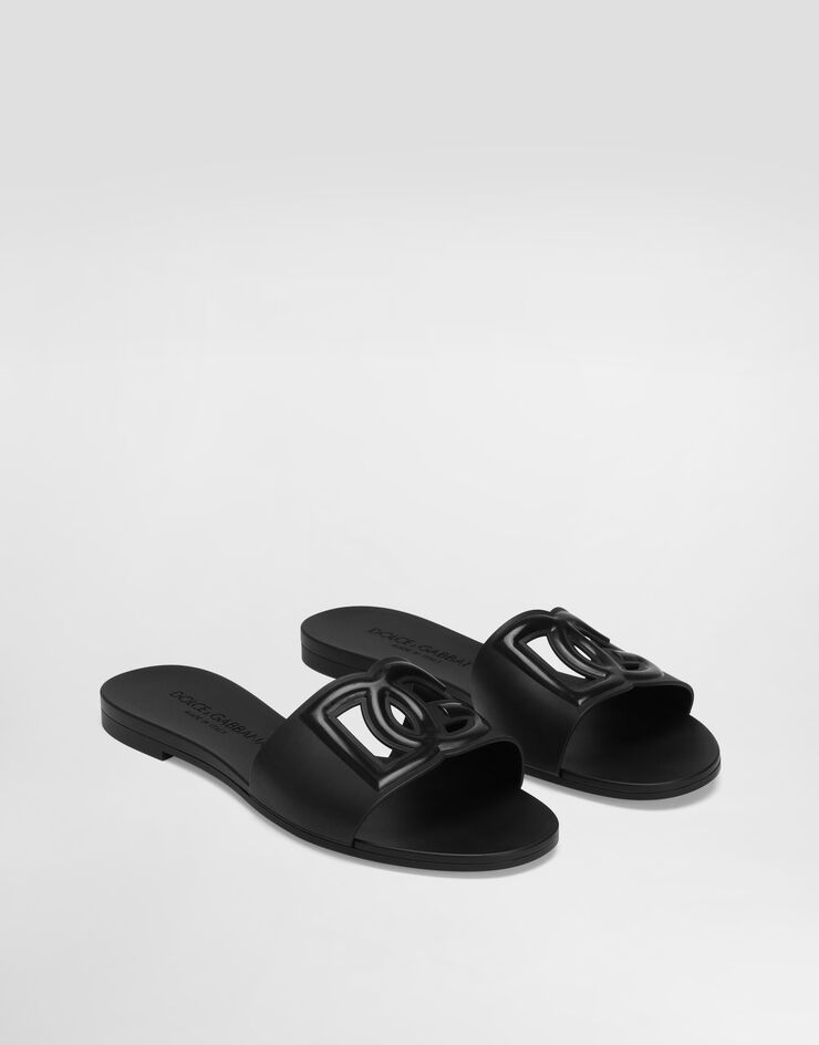 Dolce & Gabbana Rubber beachwear sliders Black CW2215AN994