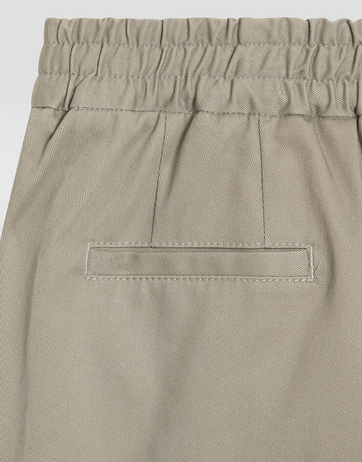 Dolce & Gabbana Gabardine bermuda shorts Beige L43Q88FUFL3