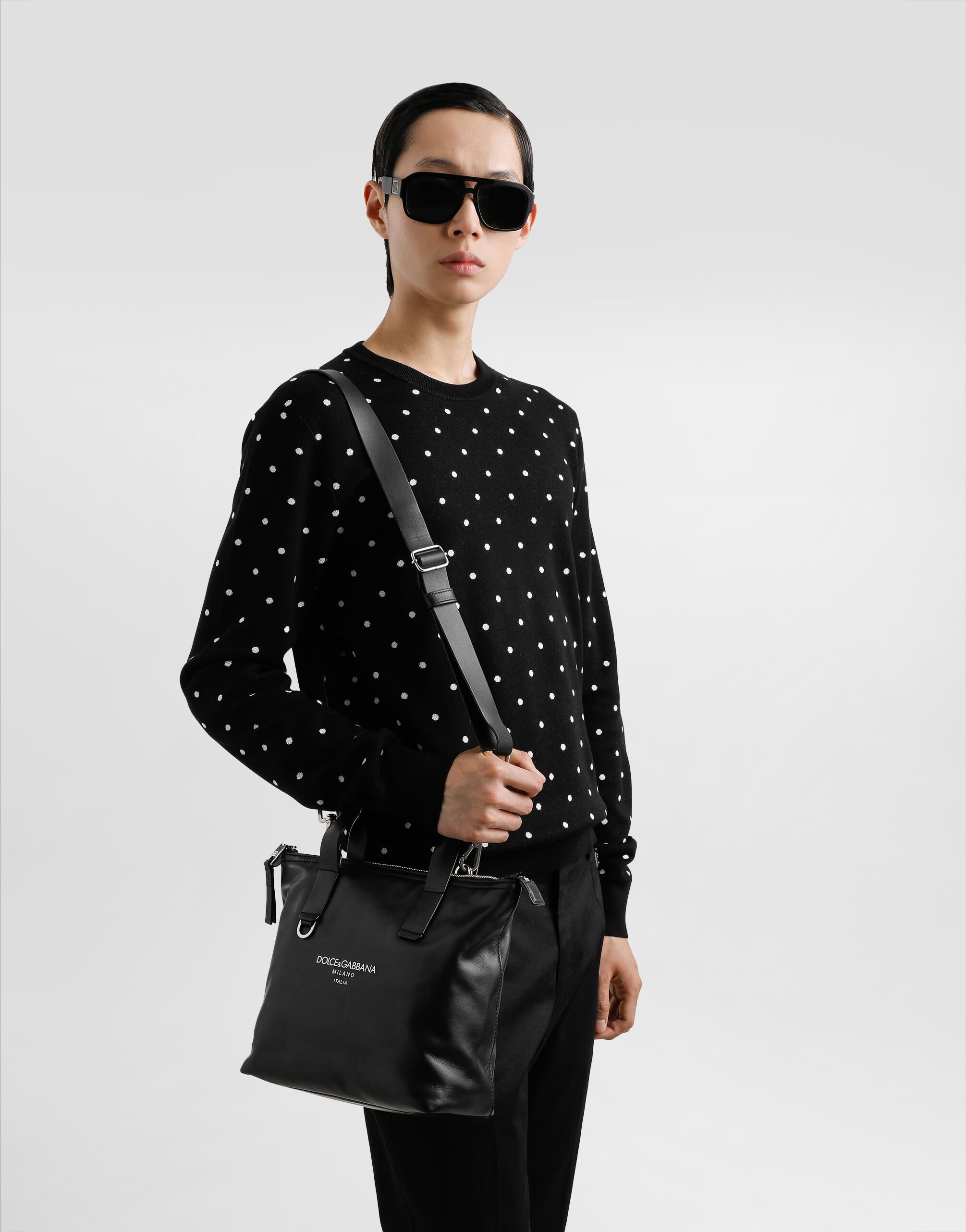 Blackのメンズ スモールカーフスキン ショッピングバッグ