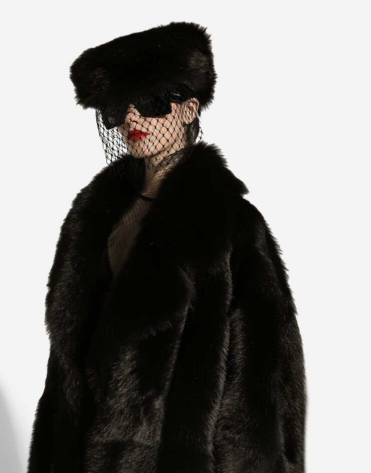 Dolce & Gabbana Einreihiger Mantel aus Schaffell Schwarz F0W2DFFUP9B