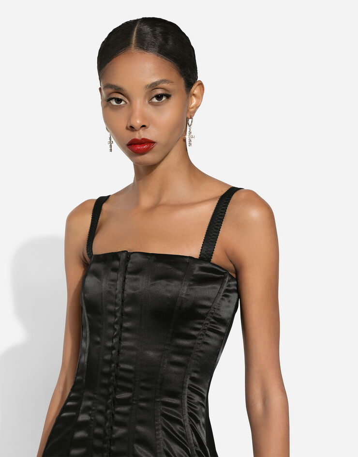 Dolce & Gabbana أقراط كريولي بصليب كريستالي كريستال WEQ2D6W1111