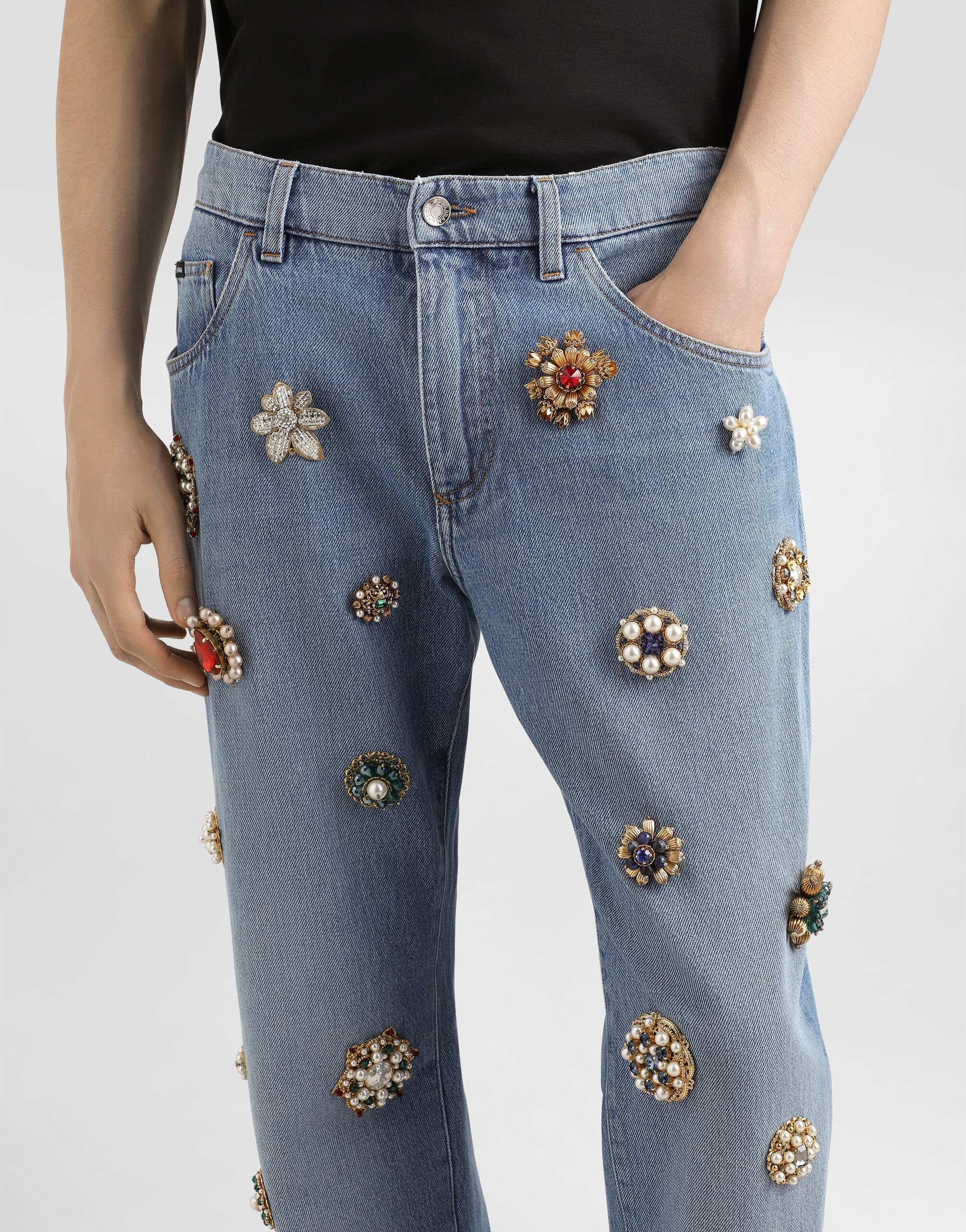 【関税＆送料込み】Dolce & Gabbana 'Amber' Light Blue Jeans Classic cotton jeans with tag and bejeweled details in