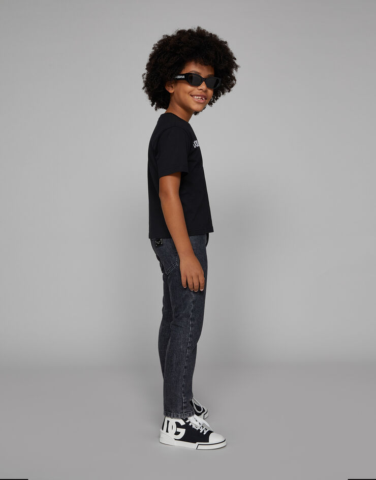 Dolce & Gabbana Rundhals-T-Shirt aus Jersey Stickerei DG Milano Schwarz L4JTEYG7E5G