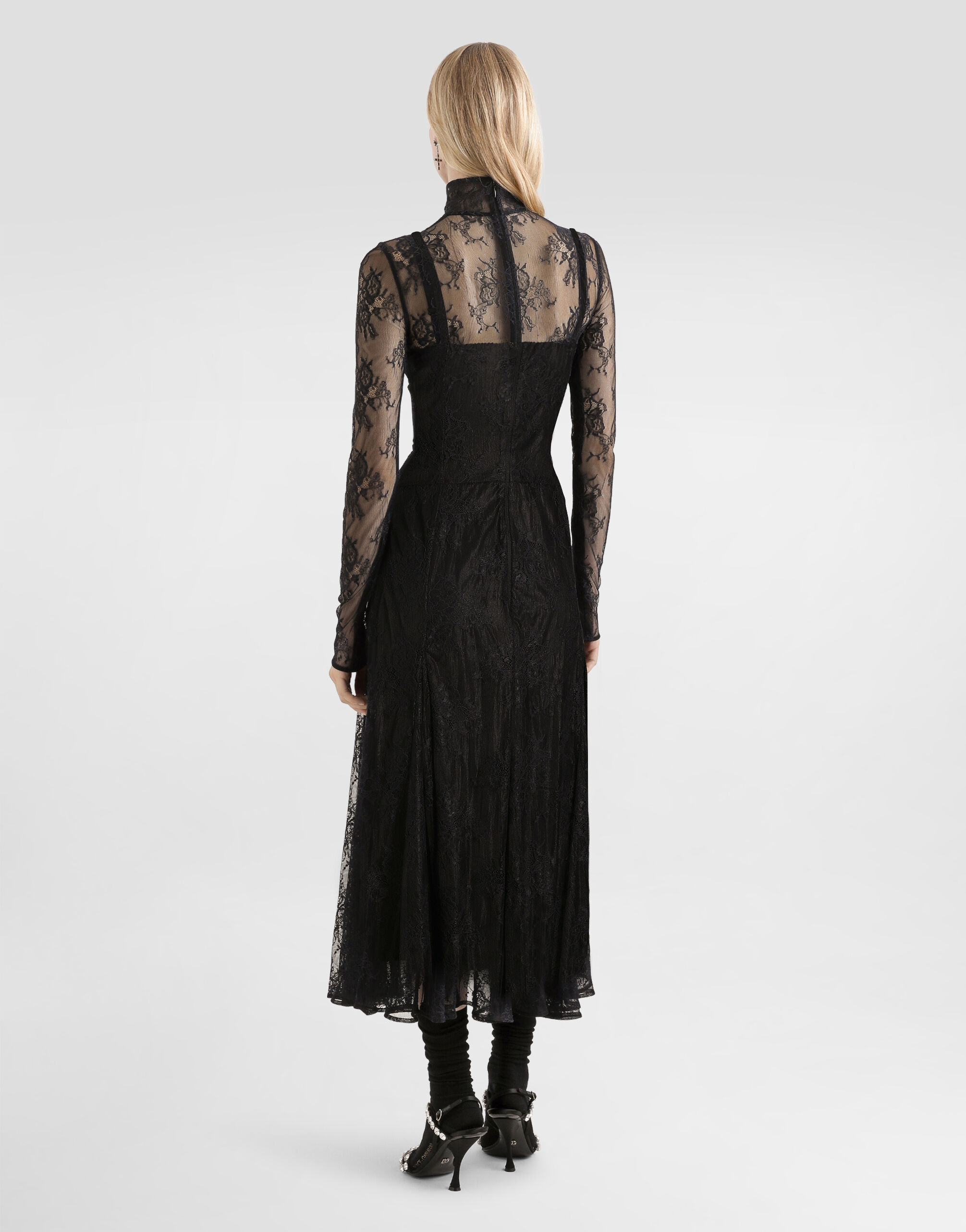 Chantilly lace dress - thumbnail 3