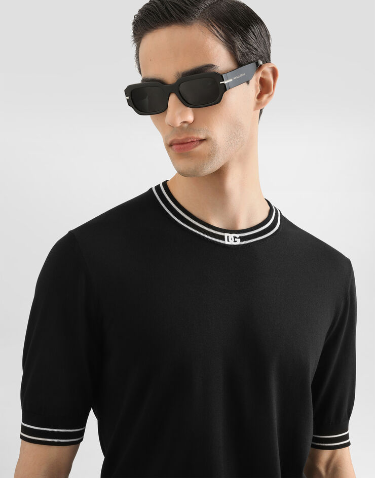 Dolce & Gabbana Silk pullover Black GXX03ZJBSPN