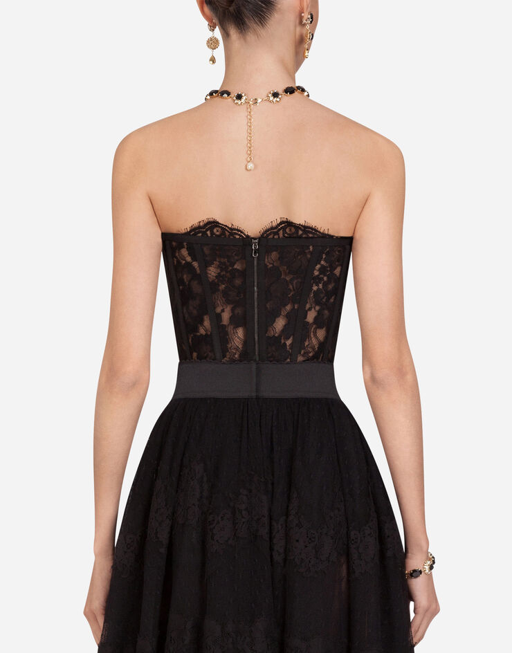 Short galloon lace bustier in Black for