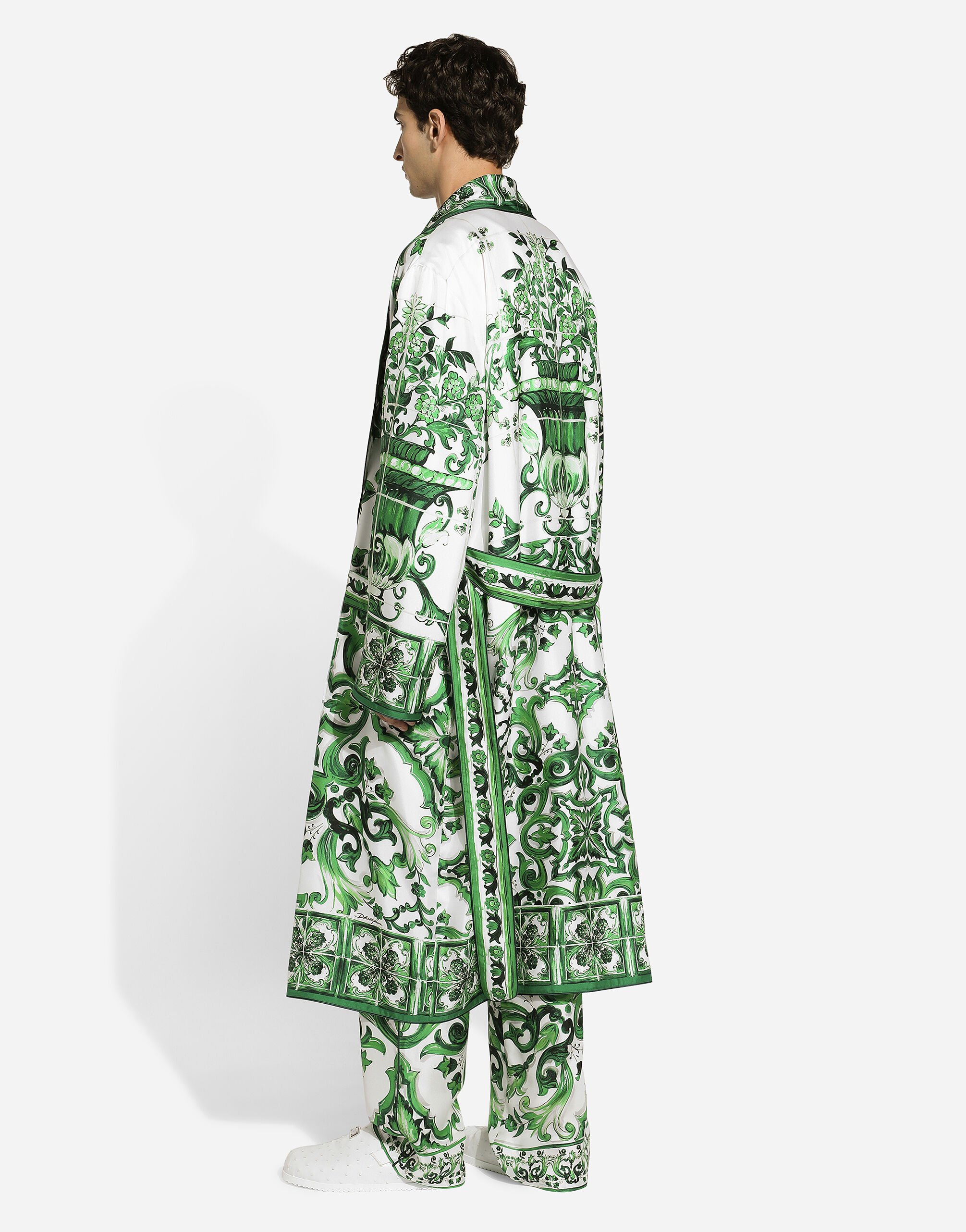 Silk twill robe with majolica print in Print for Men