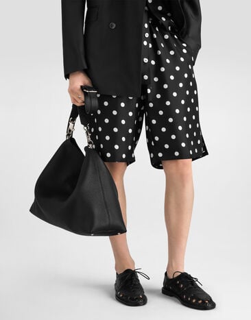Dolce & Gabbana Vittoria shoulder and crossbody bag in calfskin Dolce & Gabbana Vittoria shoulder and crossbody bag in calfskin Black BM2693A0370