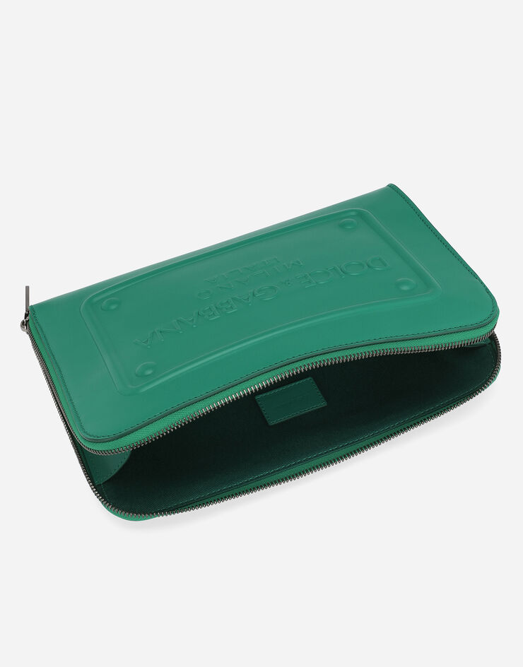 Dolce & Gabbana Cartera de mano pequeña en piel de becerro con logotipo en relieve Vert BM1751AG218