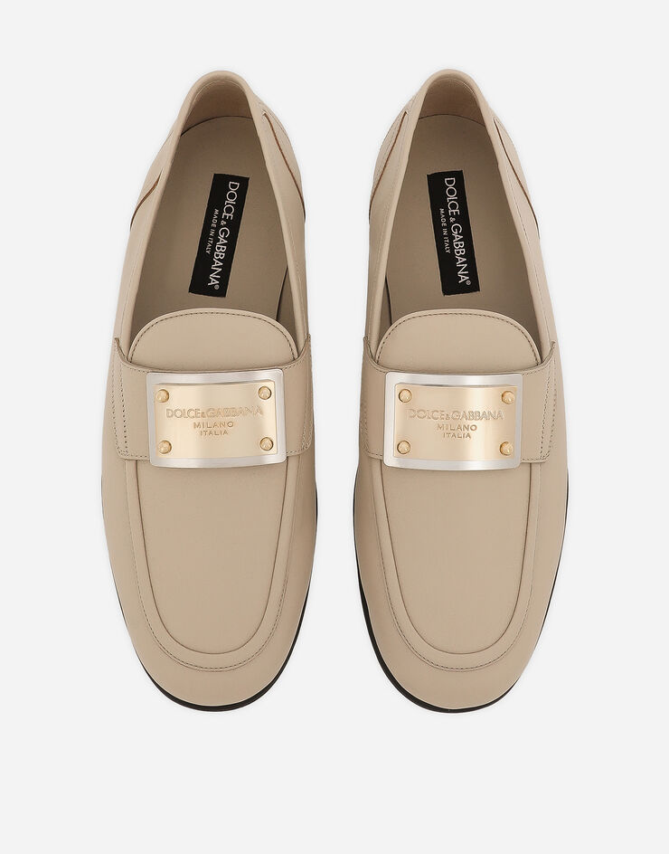Dolce & Gabbana حذاء لوفر من جلد عجل بيج A50483AE102