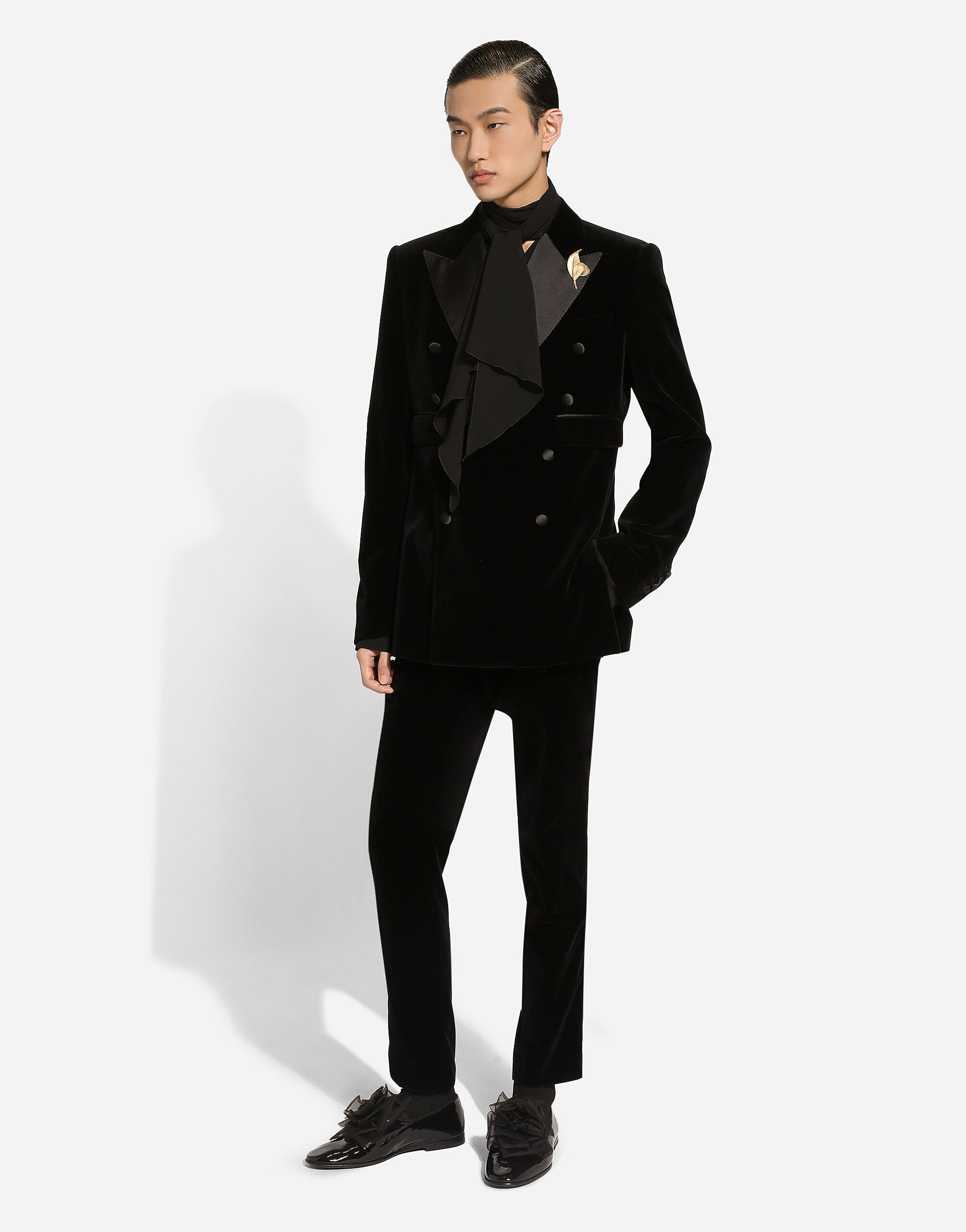 Oversize silk shirt with pussy-bow - thumbnail 6