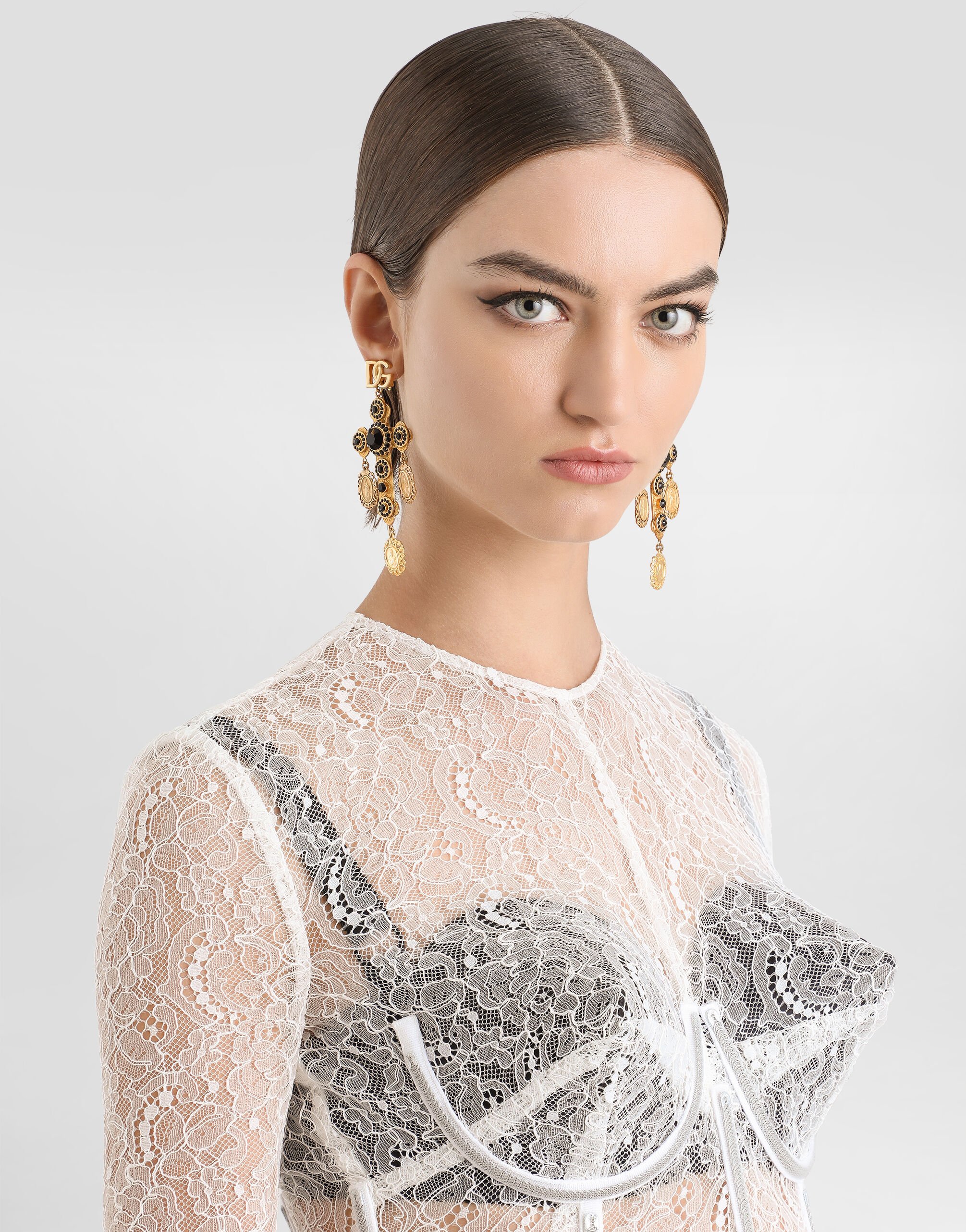 ピアス Dolce & Gabbana FW25 'Pop' earrings (WER6M2W1111 ZOO00) Drop cross earrings with votive medallions in Gold for Women