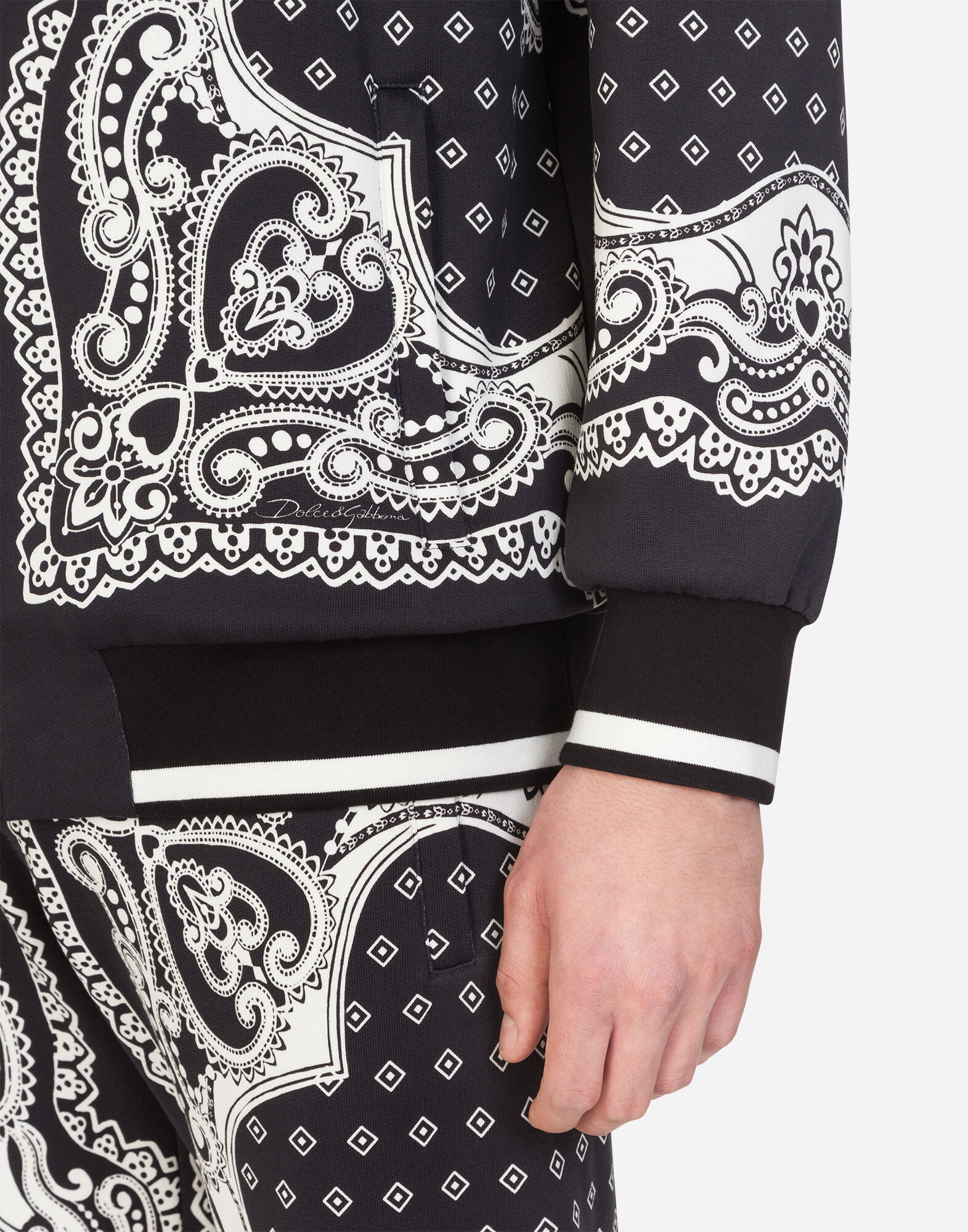 ZIP UP HOODIE IN BANDANA PRINT