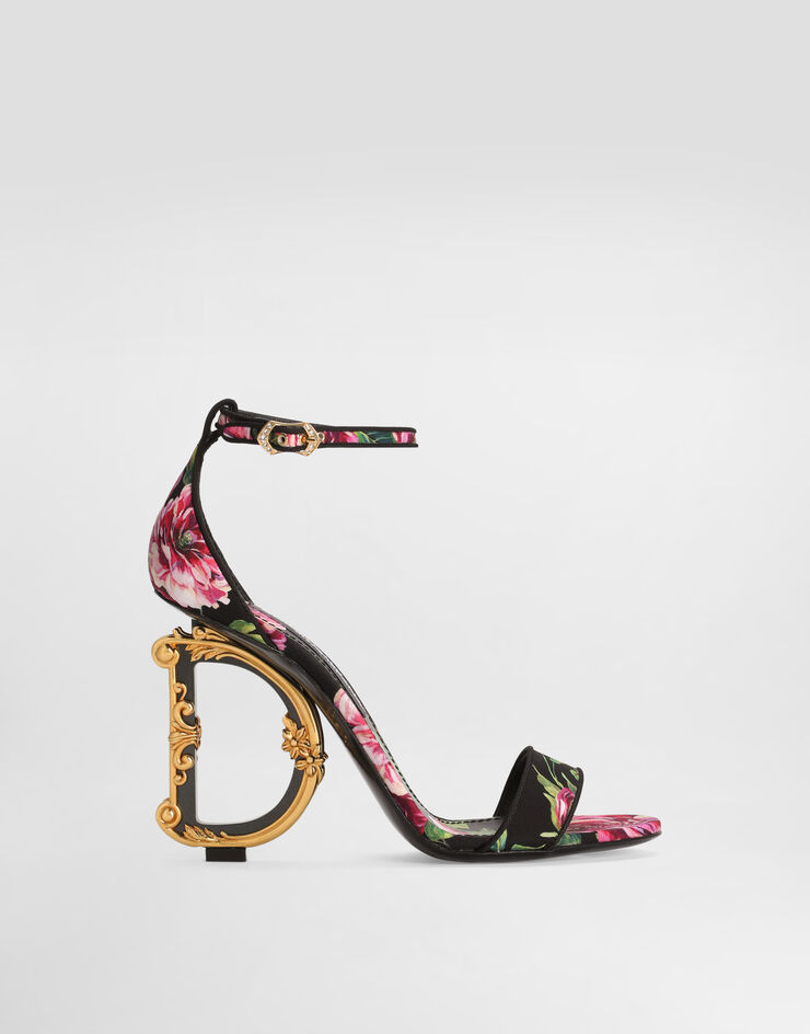 111 Dolce & Gabbana   