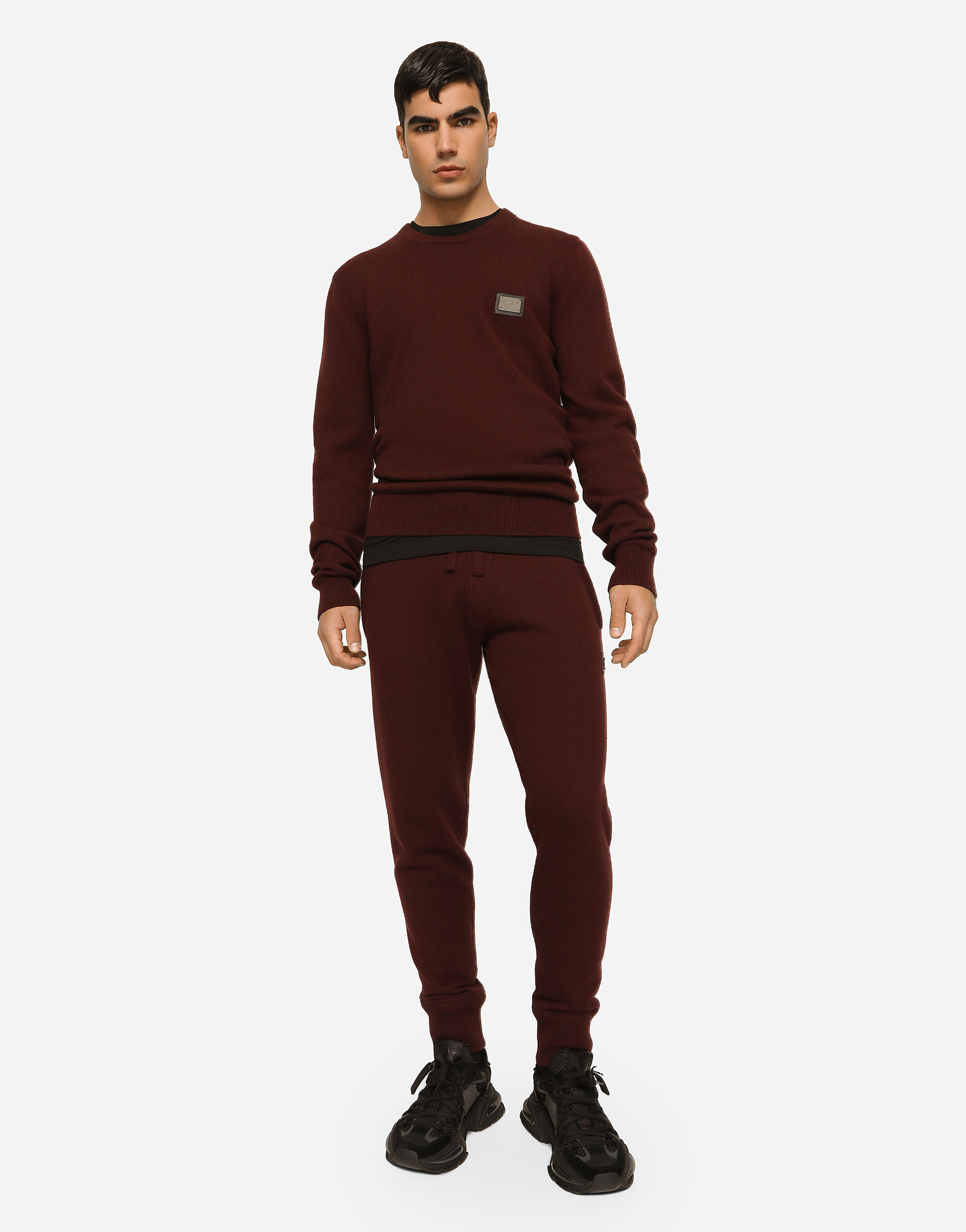 Wool and cashmere round-neck sweater in Bordeaux for Men