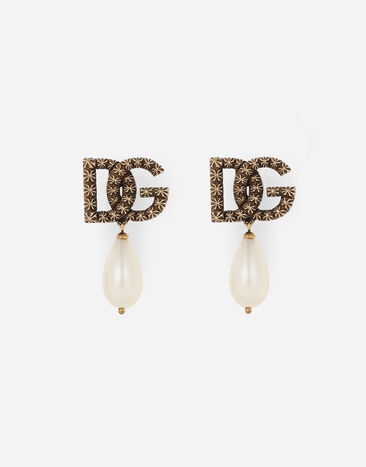 Dolce & Gabbana أقراط متدلية بلؤلؤة وشعار DG ذهبي WEQ6L1W1111