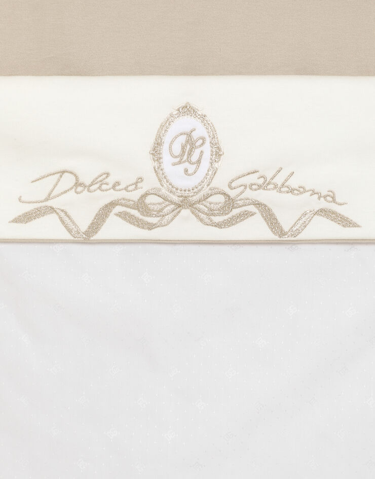 Dolce & Gabbana Interlock and jacquard baby nest with DG logo White LN7A27G7O3I