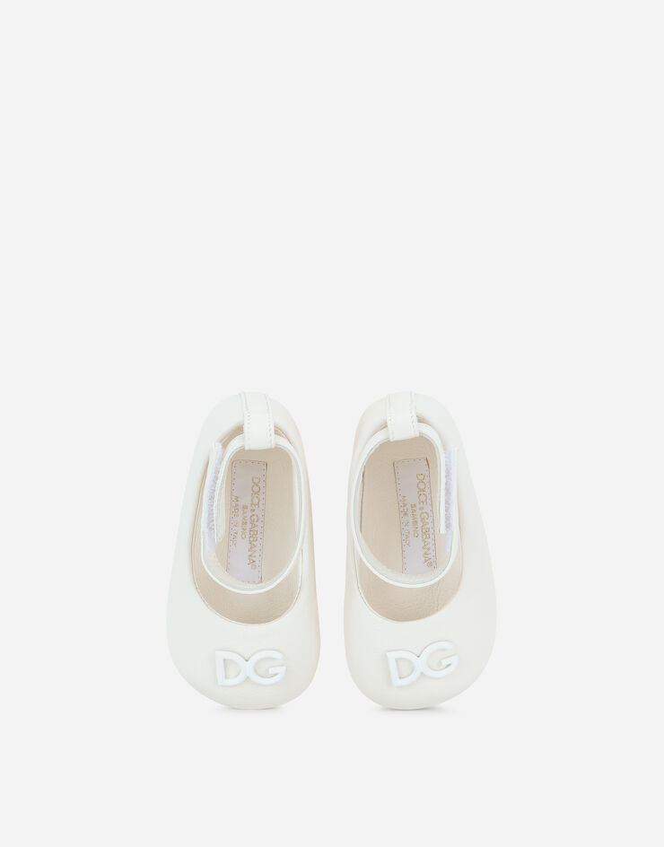 Dolce & Gabbana حذاء باليه لحديثي الولادة من جلد نابا أبيض DK0065A1293
