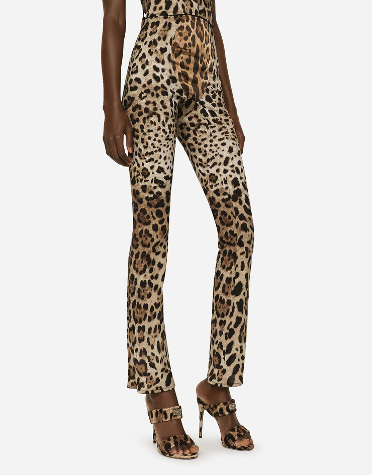 Dolce & Gabbana KIM DOLCE&GABBANA Pantalon en marquisette à imprimé léopard Imprimé Animalier FTCXKTFSSF7