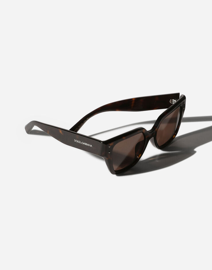 Dolce & Gabbana Солнцезащитные очки DG Sharped коричневый VG447AVP273