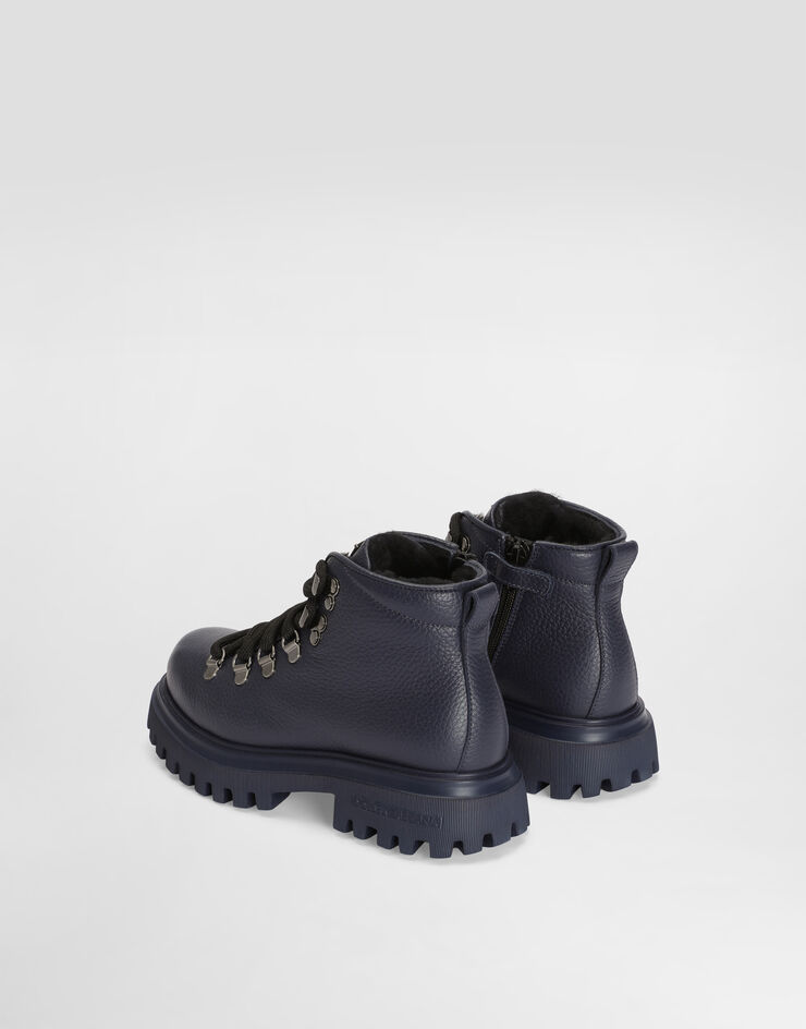 Dolce & Gabbana Calfskin boots Dolce & Gabbana Calfskin boots DA5362A0722
