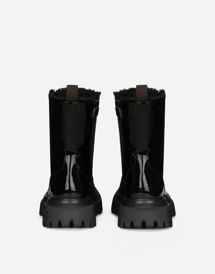 Dolce&Gabbana حذاء بوت برقبة للكاحل من جلد لامع أسود D11220A3B70