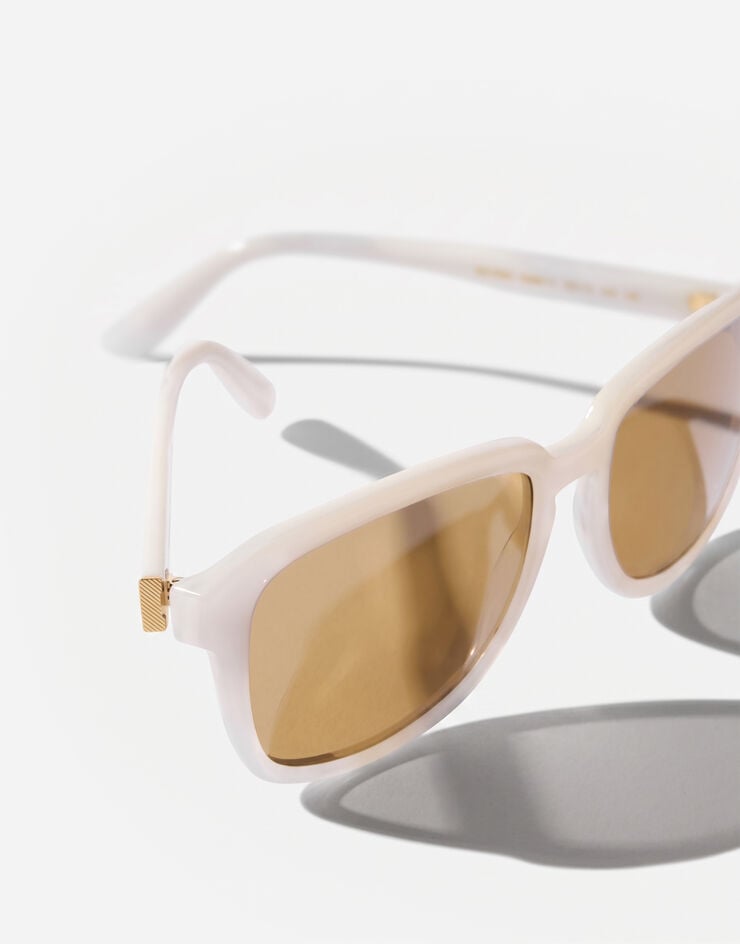 Dolce & Gabbana Everyday Sunglasses Dolce & Gabbana Everyday Sunglasses Striped white VG4566VP573