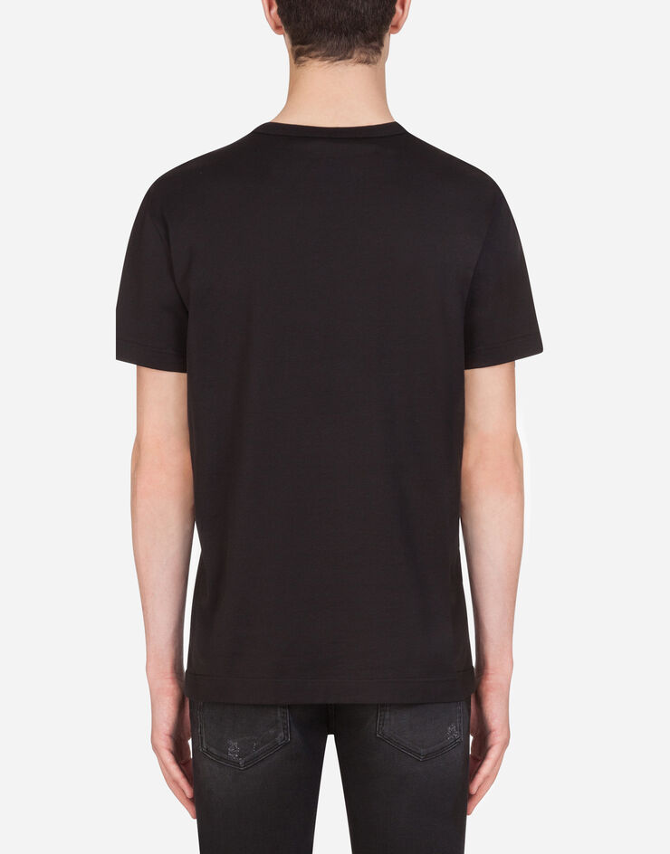 Dolce & Gabbana Cotton t-shirt with patch NERO G8KBAZG7VKU