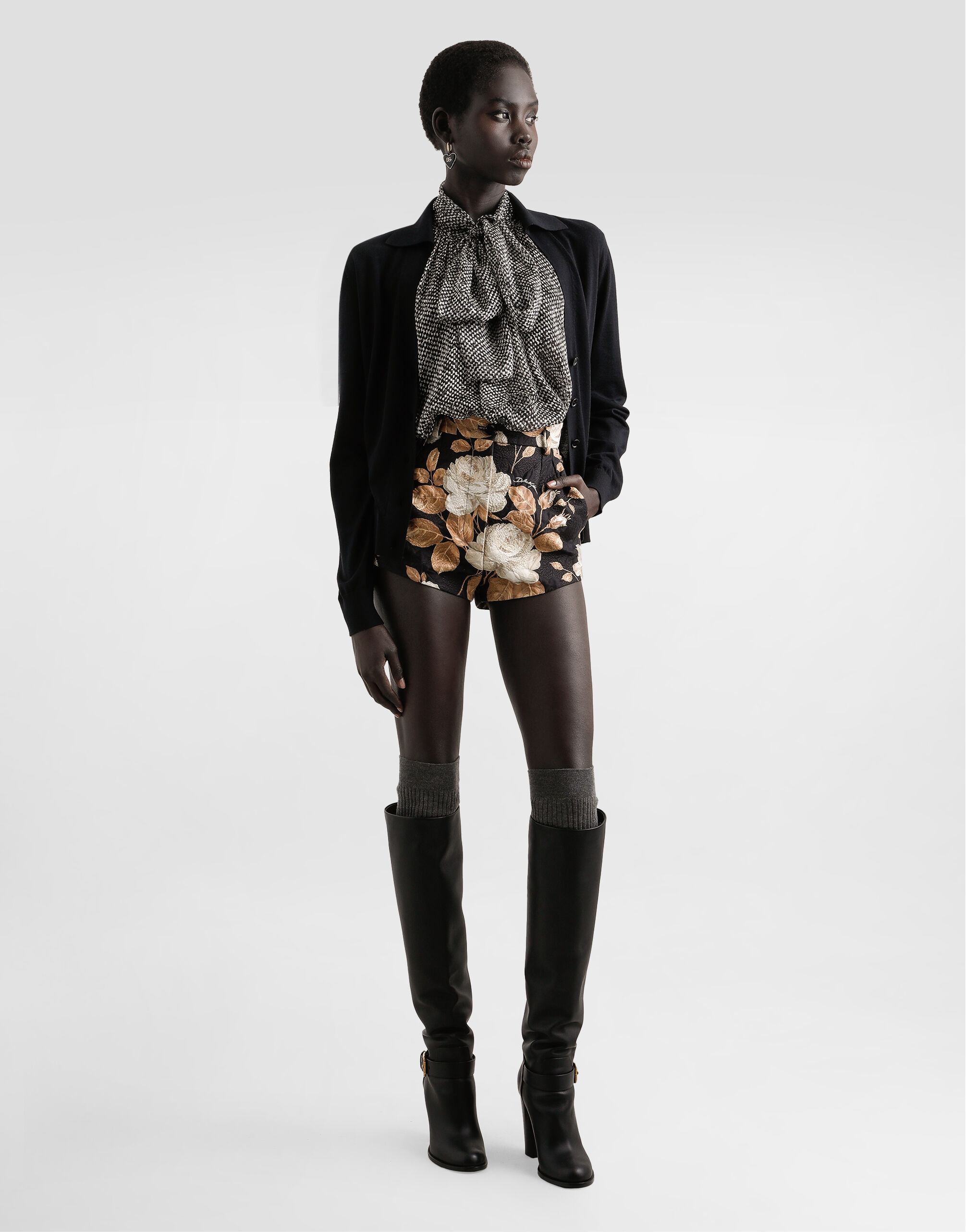 Vintage rose-print brocade shorts - thumbnail 2