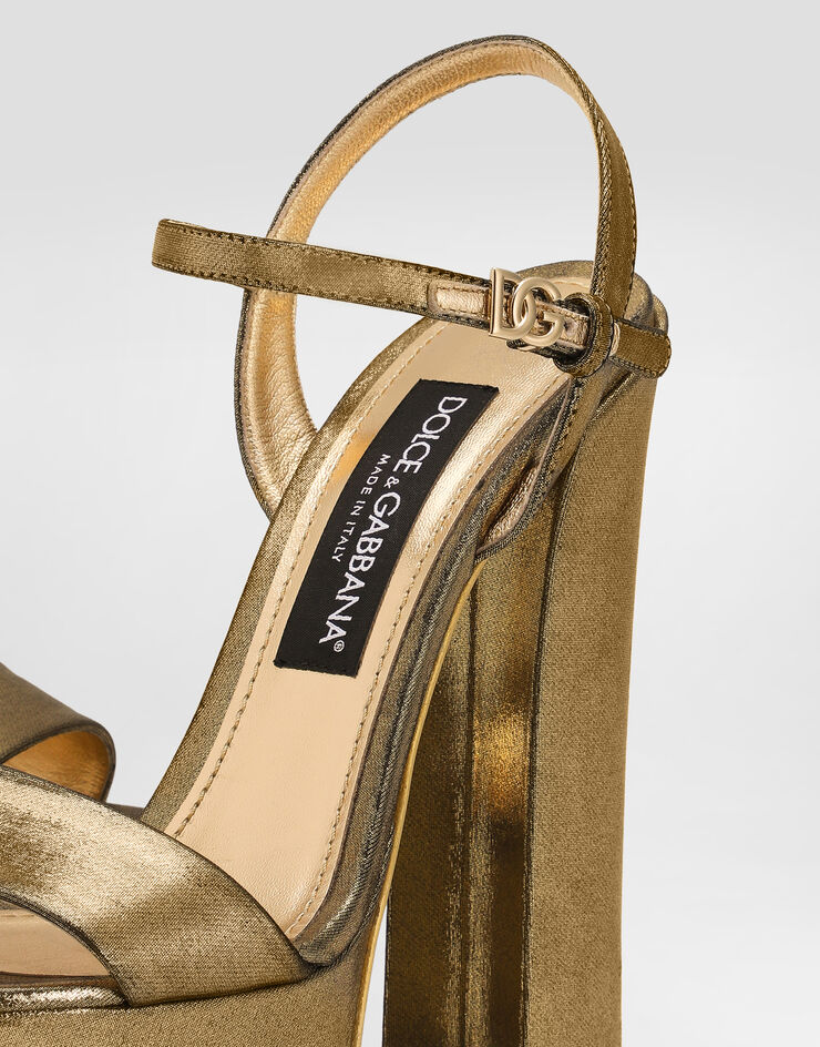 111 Dolce & Gabbana   