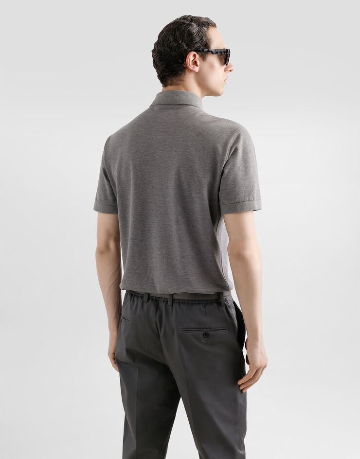 Dolce & Gabbana Polo de algodón con placa con logotipo Gris G8SN1TFU7EN