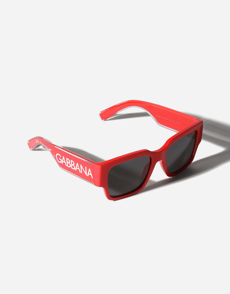 Dolce & Gabbana نظارة شمسية بشعار DNA أحمر VG600JVN887
