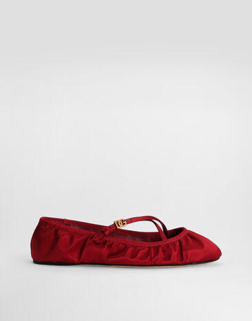 Dolce & Gabbana Satin ballet flats Red CB0258AD160