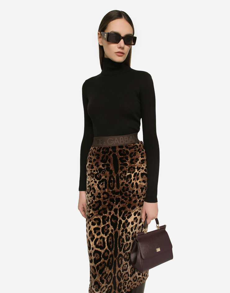 Dolce&Gabbana Chenille calf-length skirt with jacquard leopard design Multicolor F4CHZTFJ7D5