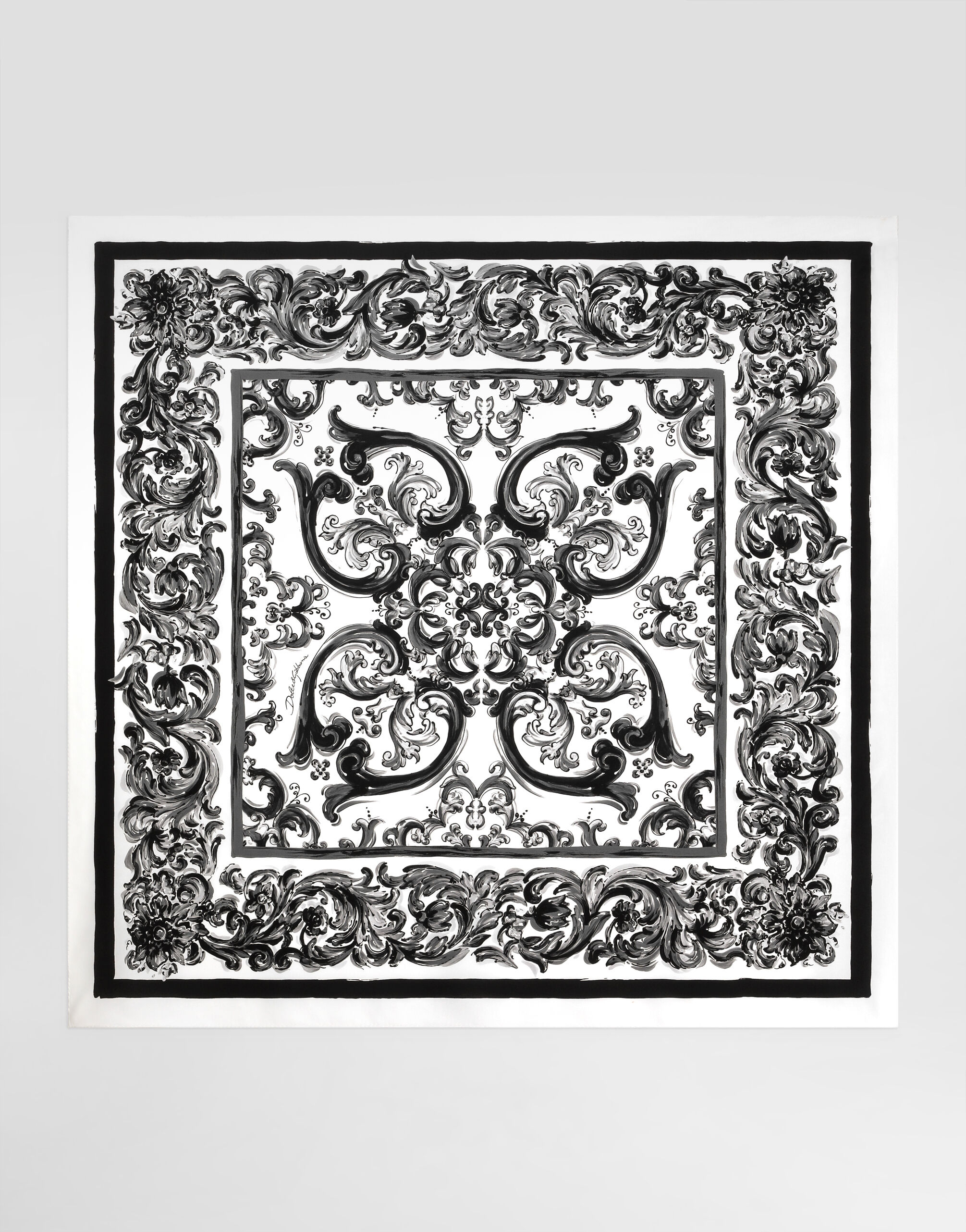 Men's scarves, bandanas, and silk, cashmere, woolen | DG®