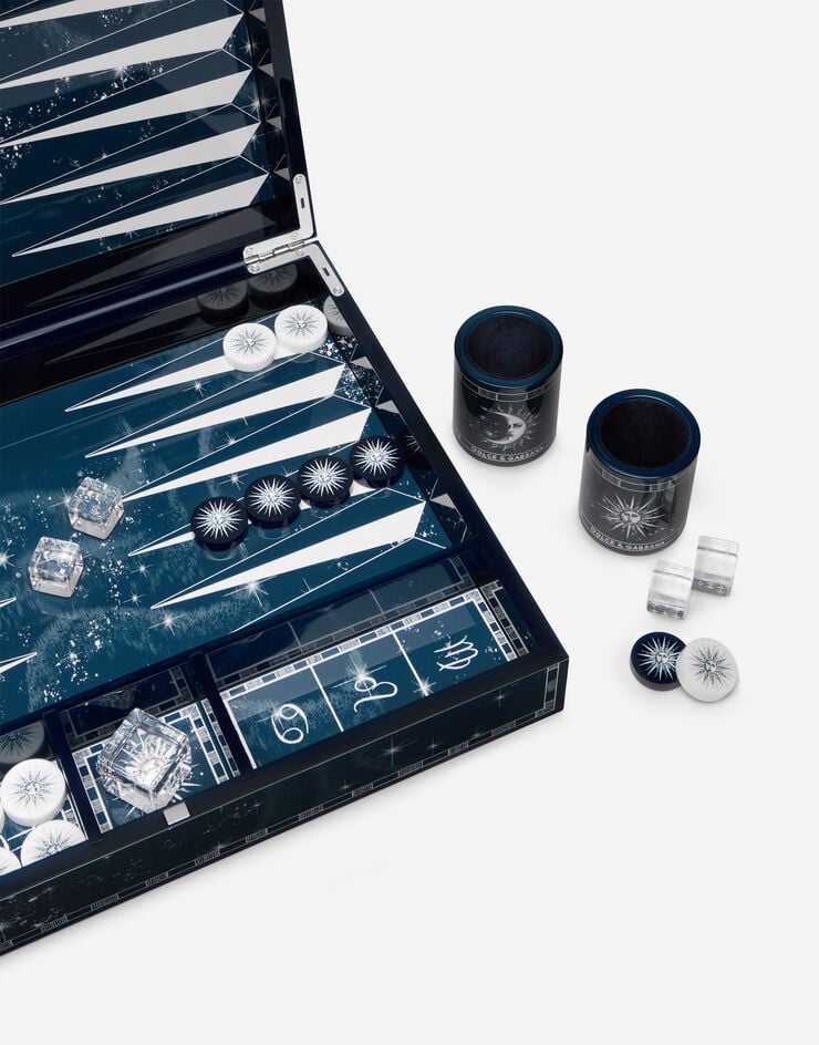 Dolce & Gabbana Backgammon-Set aus Plexiglas Dolce & Gabbana Backgammon-Set aus Plexiglas Mehrfarbig TCC213TCAMY