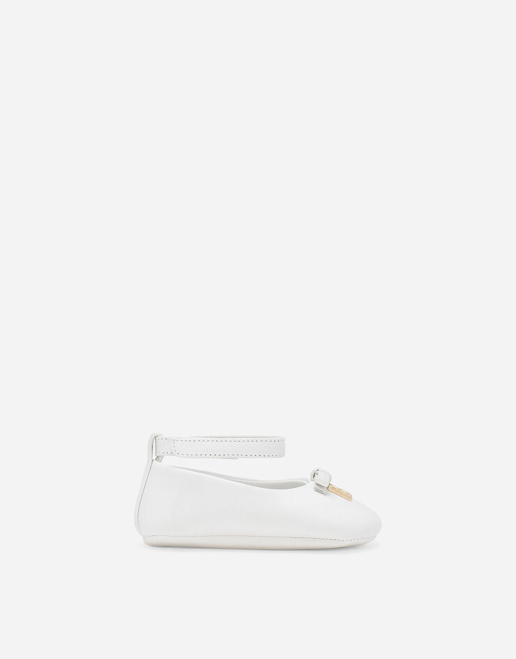 Dolce & Gabbana حذاء باليه من جلد نابا أبيض DK0065AB793