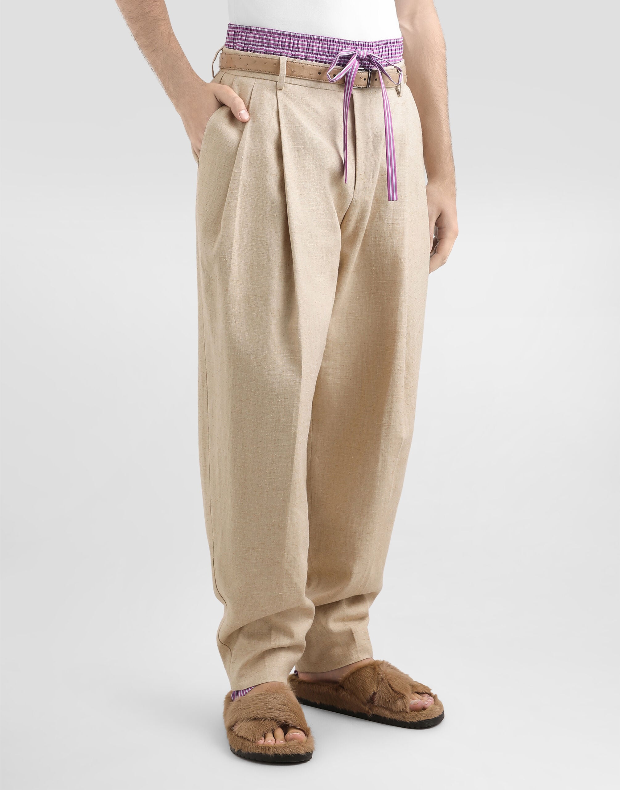 Hemp and silk trousers with tweed effect