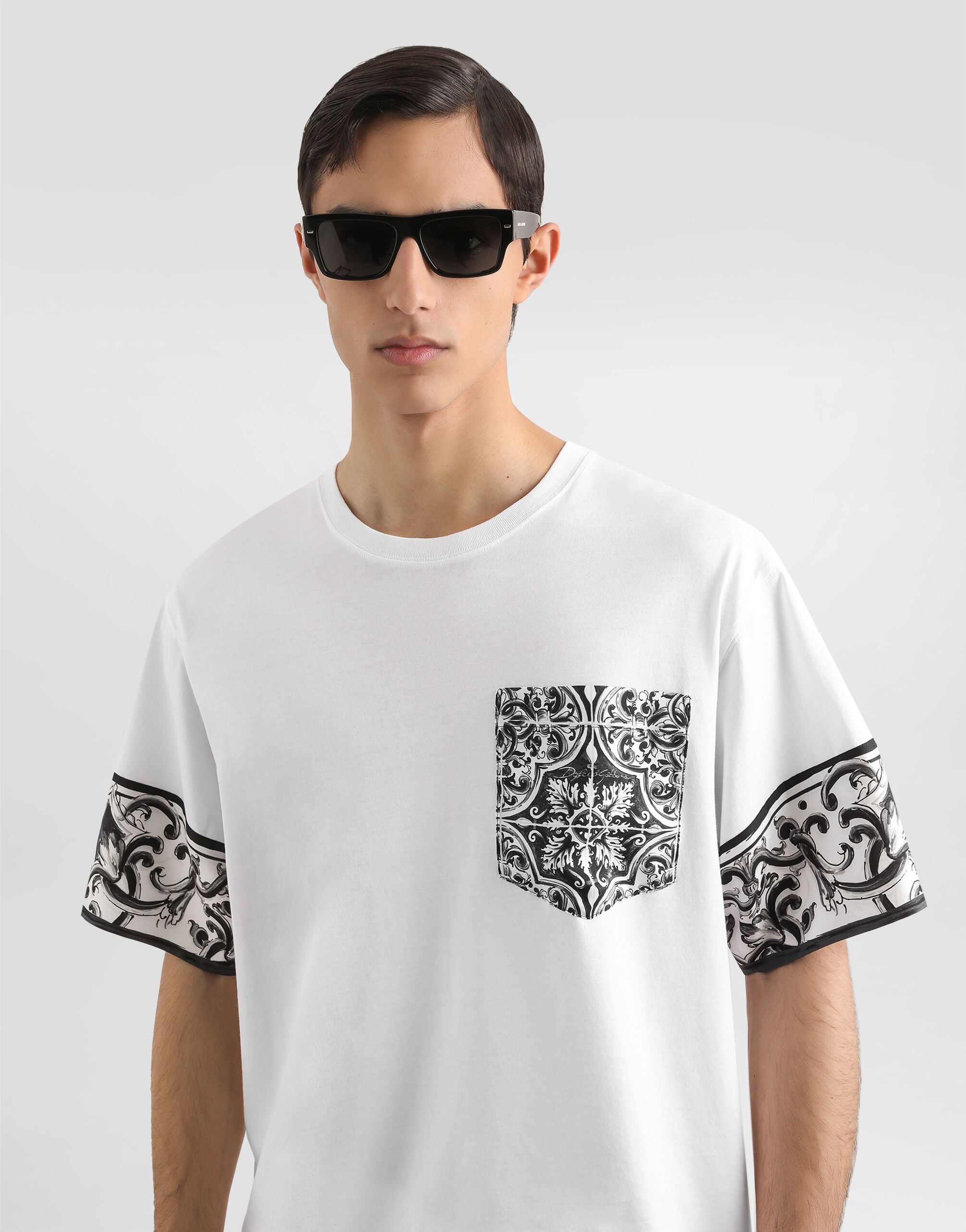 【楽天最安値に挑戦】 Short-sleeved Men for White in print majolica with t-shirt その他