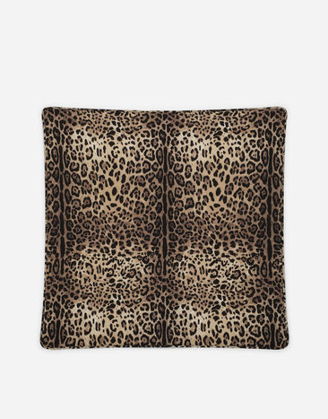 Dolce & Gabbana Cotton jersey blanket with leopard print Pink DK0065A1293