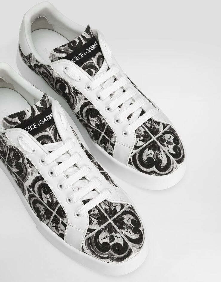 Dolce & Gabbana Sneaker Portofino Light Strobel mit Majolika-Print Mehrfarbig CS2330A9R22