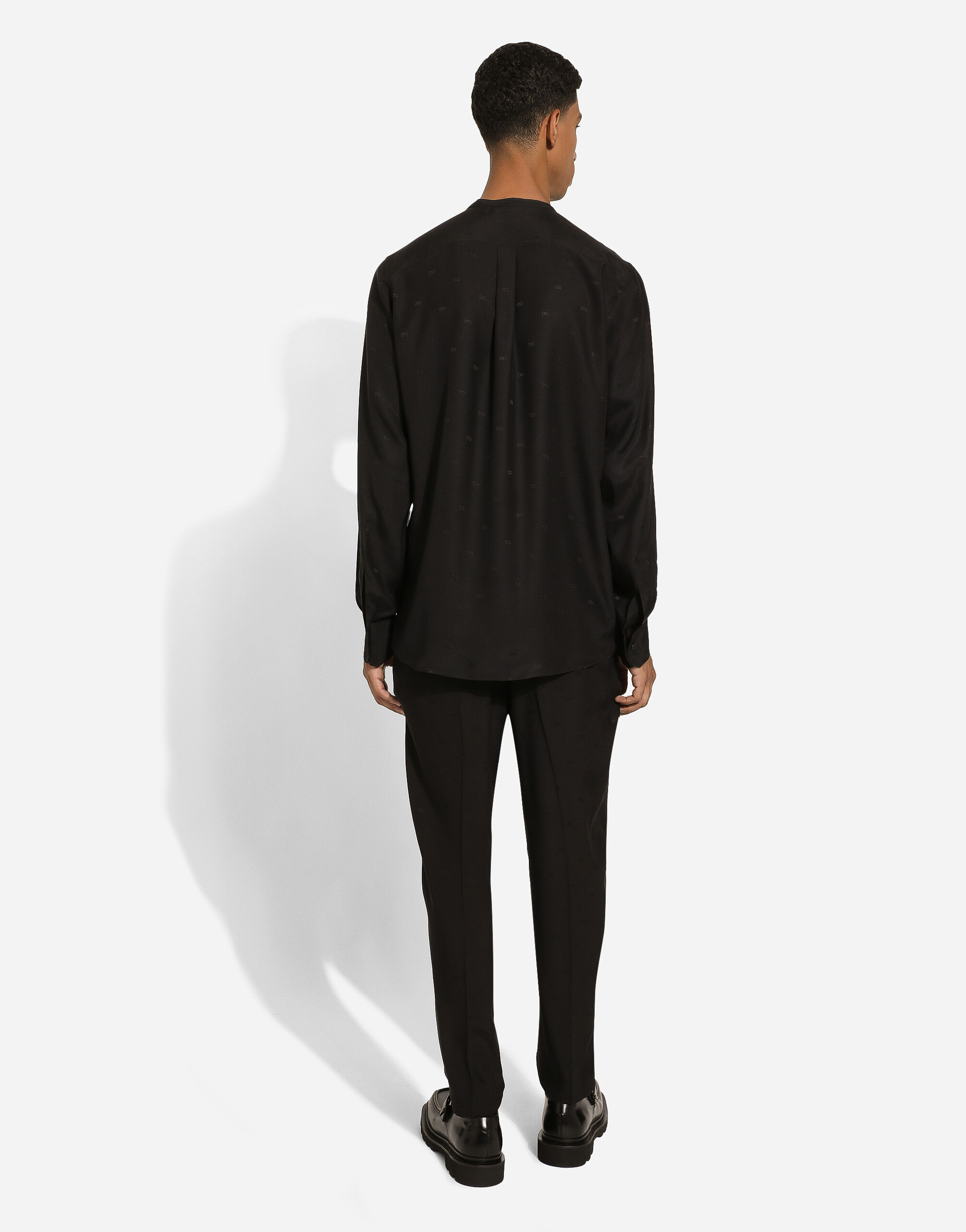 Silk Martini-fit shirt with plastron in Black for Men