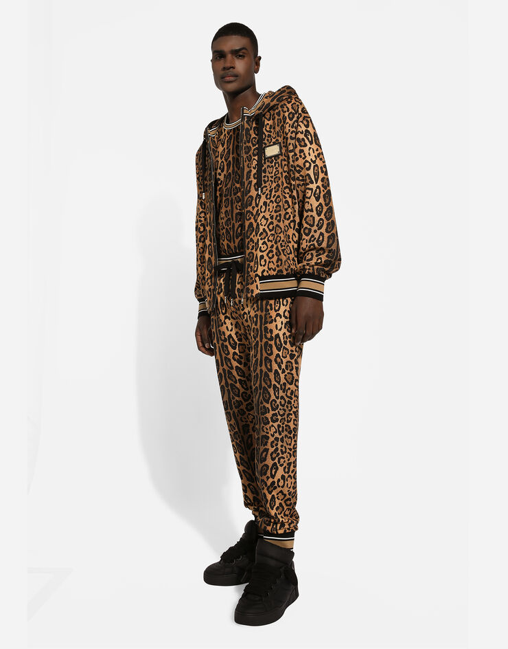 Dolce & Gabbana Sudadera con capucha y crespo estampado leopardo con placa Estampado G9AYATII7B4